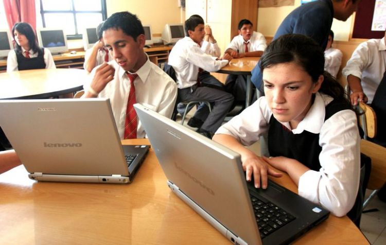 Computadoras de oro: esperan precios "reales" de empresas que concursan