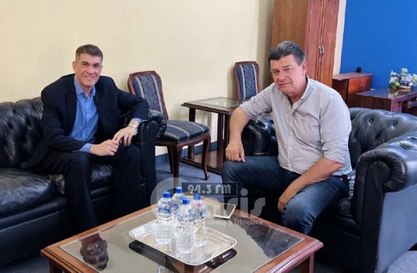 Efraín Alegre propone a Ronald Acevedo como ministro del Interior