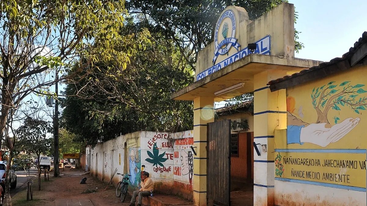 Directora de un Colegio Nacional recibió amenaza de muerte