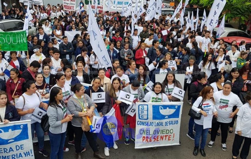 Enfermeros se movilizan a nivel nacional