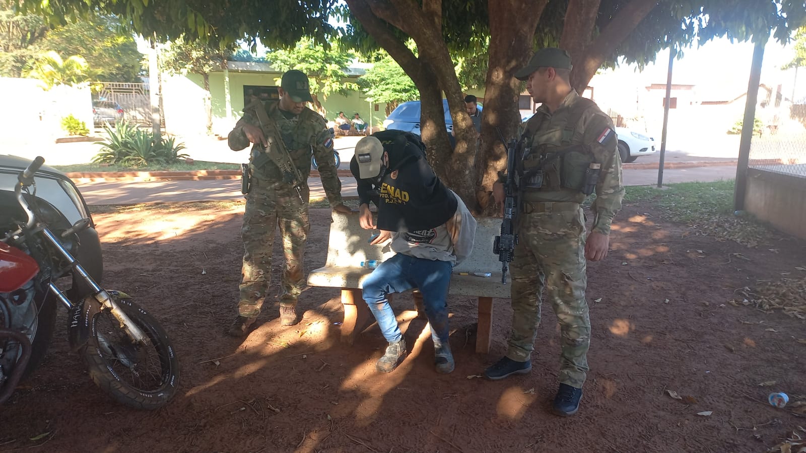 Distribuidor de drogas fue aprehendido por agentes de la Senad