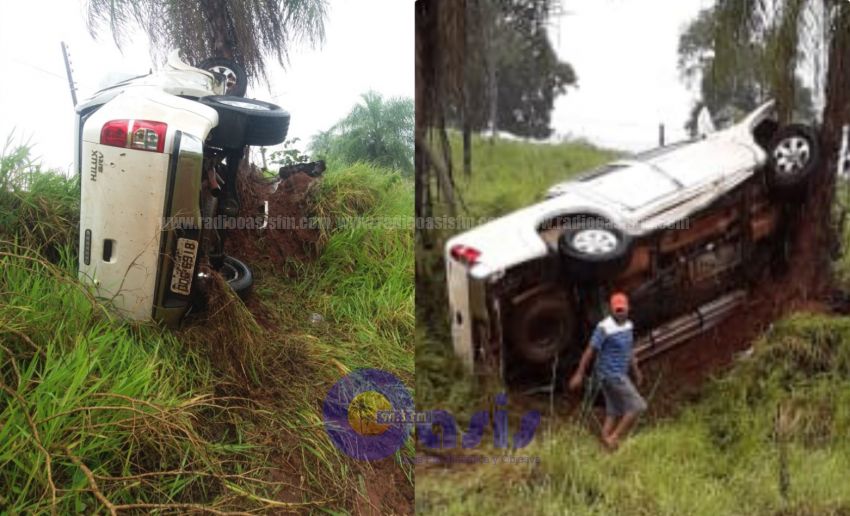 Vuelco de una camioneta sobre la Ruta V en zona de Pedro Juan