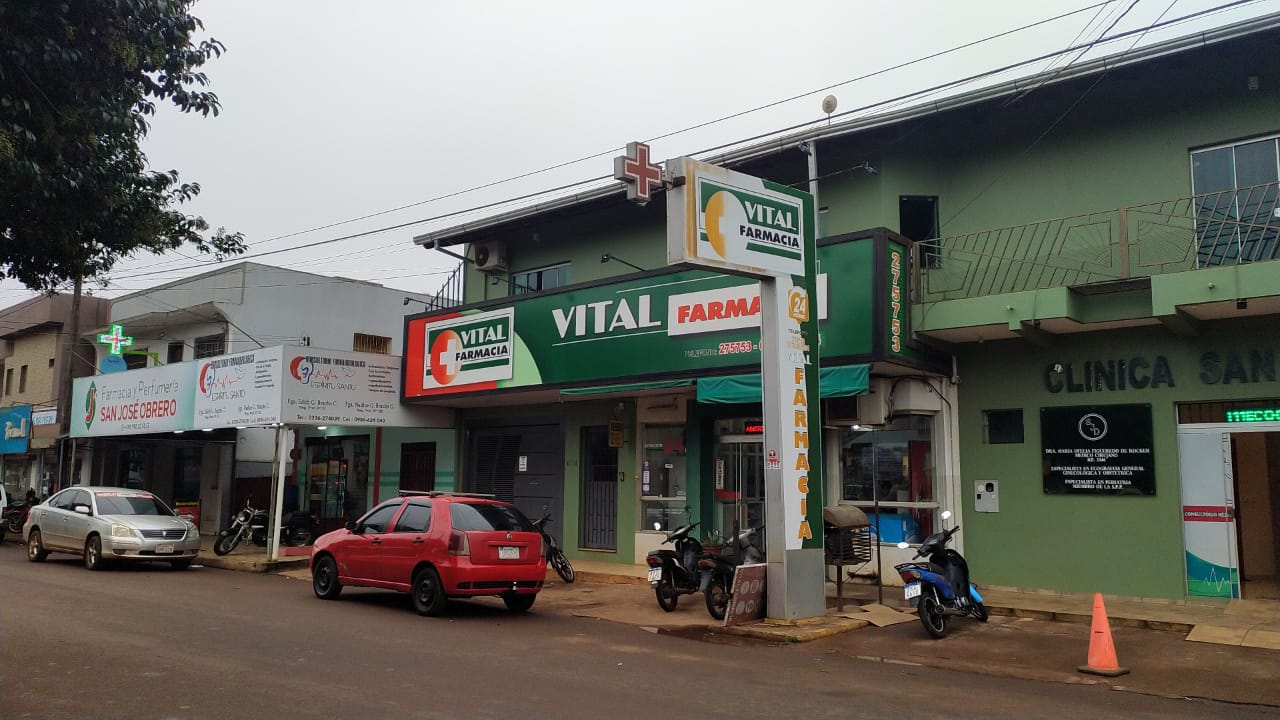 Roban farmacia y se alzan con al recaudación de la tarde