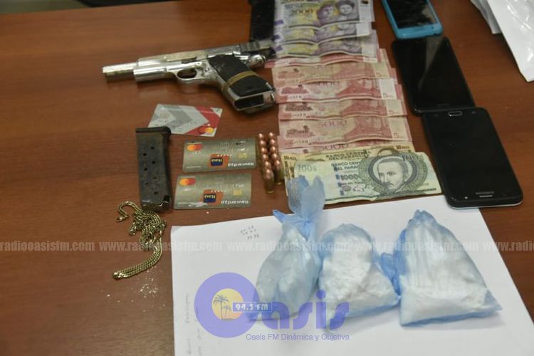 Tres aprehendidos por disparo al aire frente a Vicepresidencia