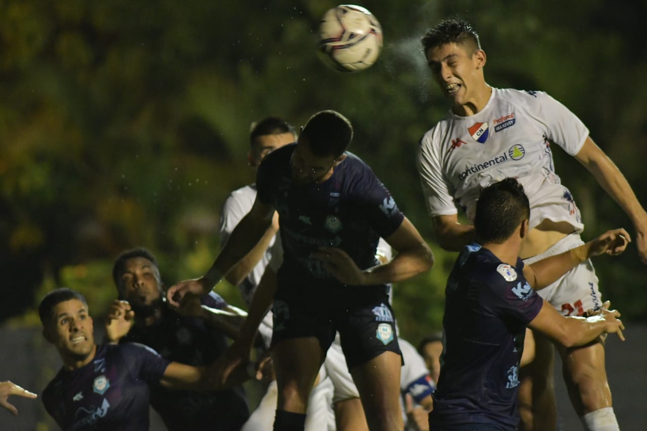 Nacional y Guaireña siguen de capa caída