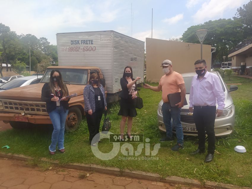 Autoridades consulares de Paraguay en Ponta PorÍ£  acompañan la restitución de vehículo robado en Brasil