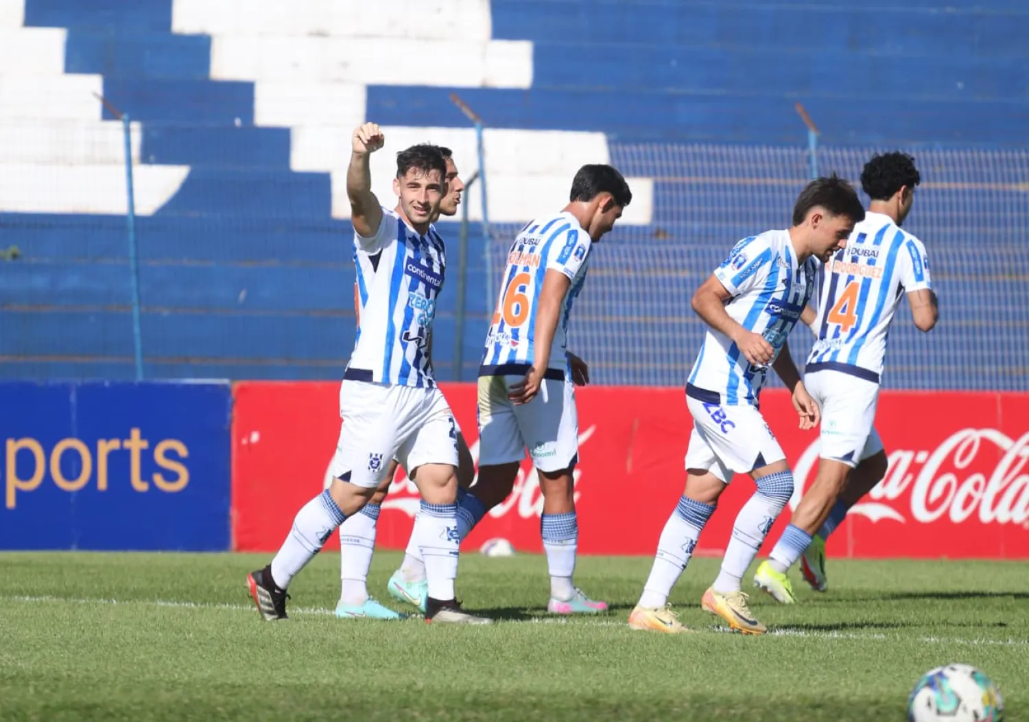 Doblete de Diego Acosta mete al 2 de Mayo en cuartos de la Copa Paraguay