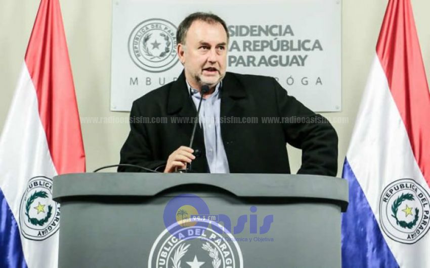 Ministro considera que se debe mantener presupuesto de "seguro vip"
