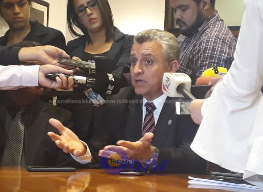 Trato amistoso entre el EPP y el PCC