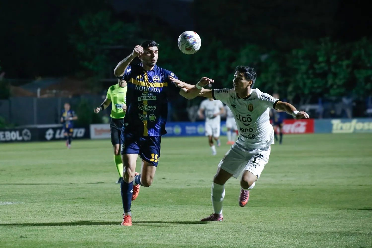 Gol agónico de Centurión amarga a Guaraní en la fecha 14 del Clausura