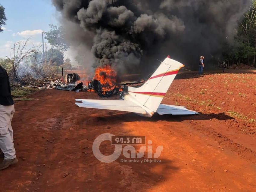 Hallan presunta avioneta narco incinerada en Itakyry