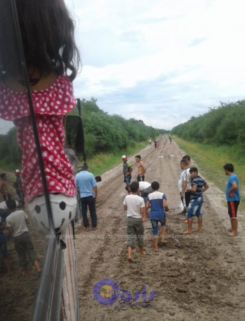 Pasajeros, varados en medio de la nada