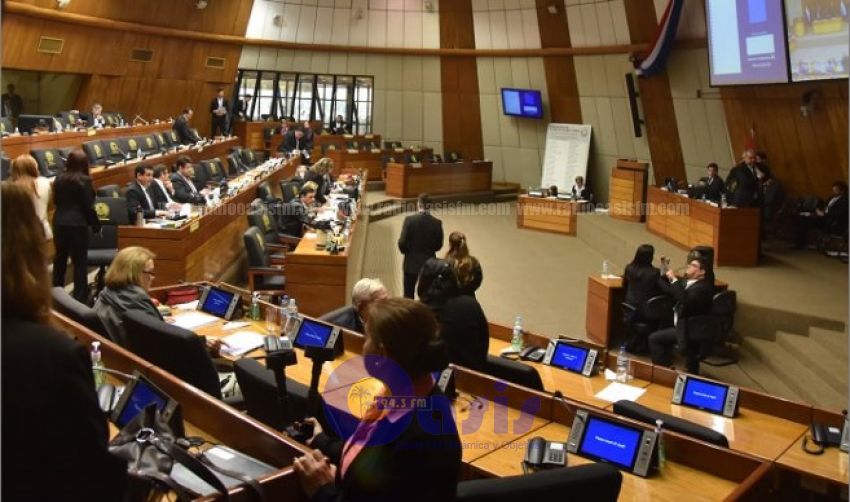 Con mayoría de votos colorados, se sanciona blindaje de legisladores en el Congreso