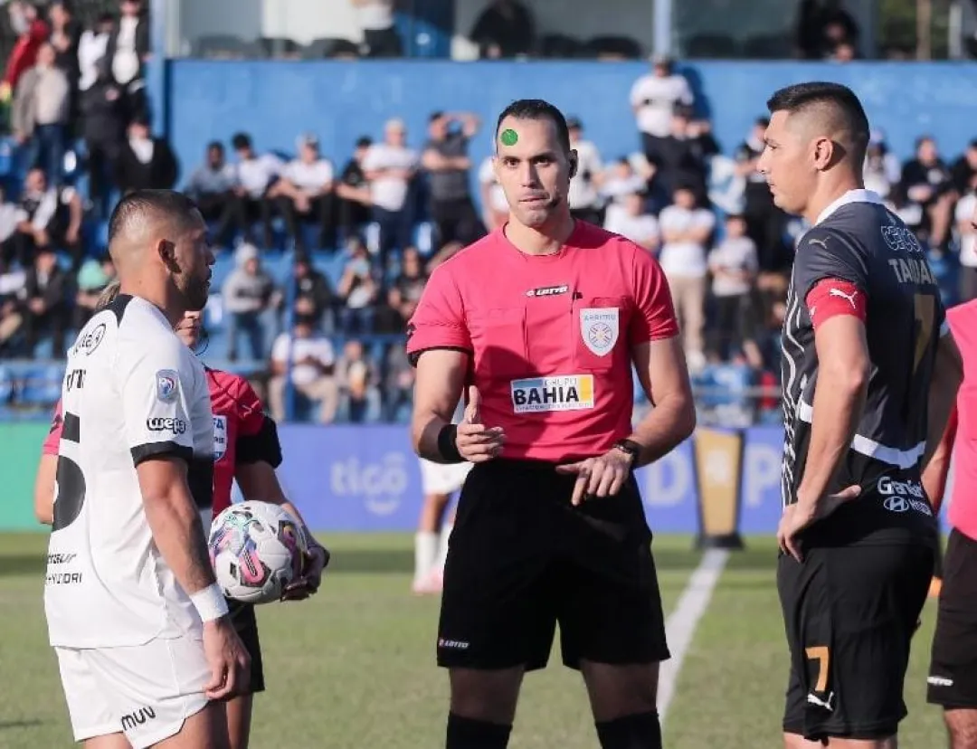 David Ojeda: el árbitro de la Supercopa