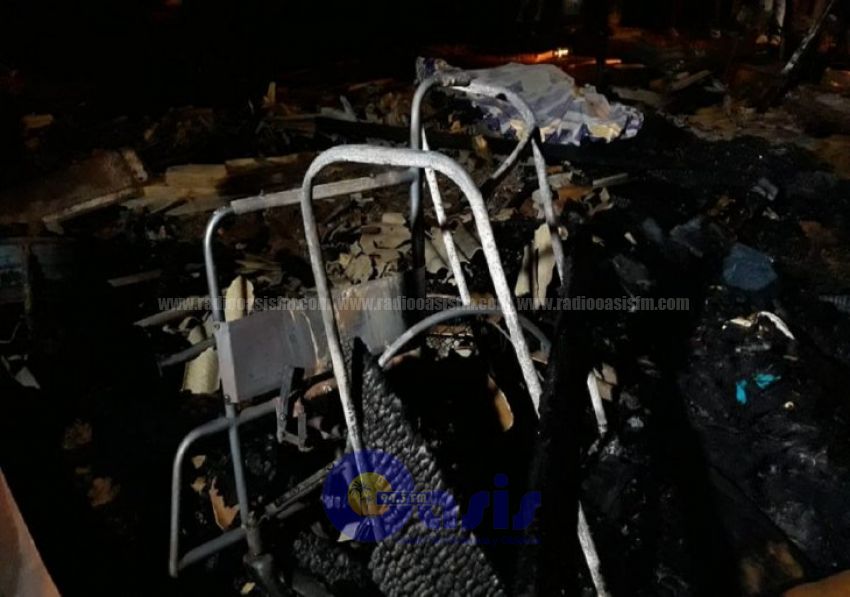 Mujer muere durante incendio de una vivienda
