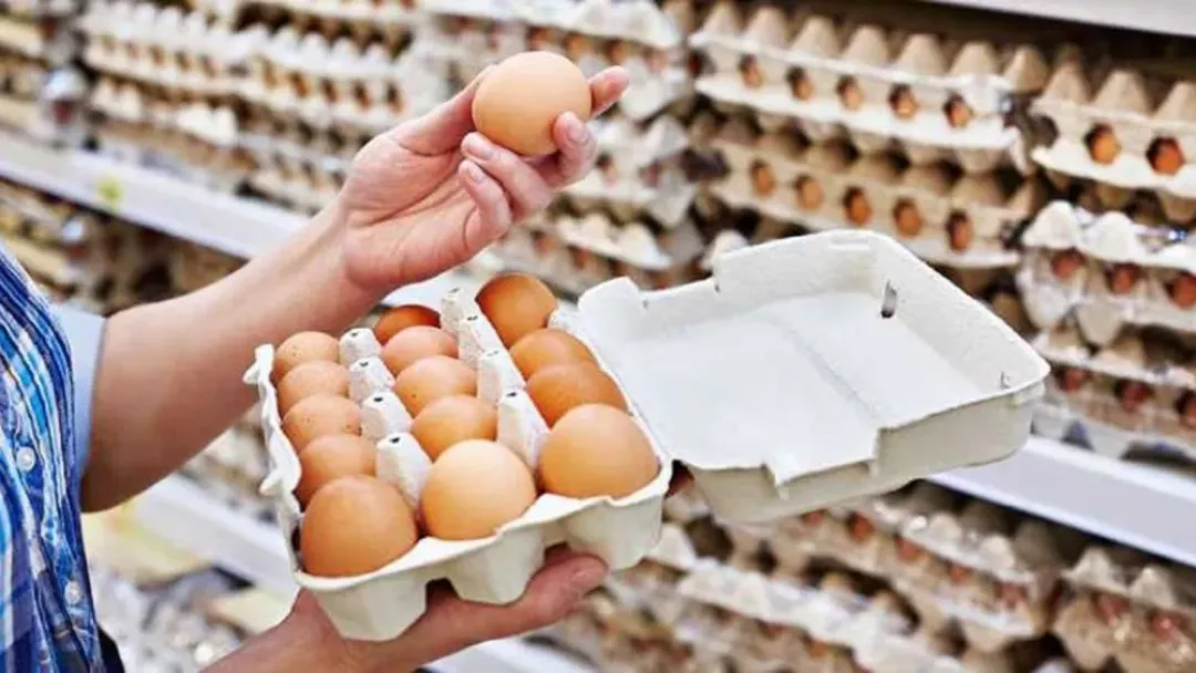 Tras la baja producción de huevos aumenta el precio