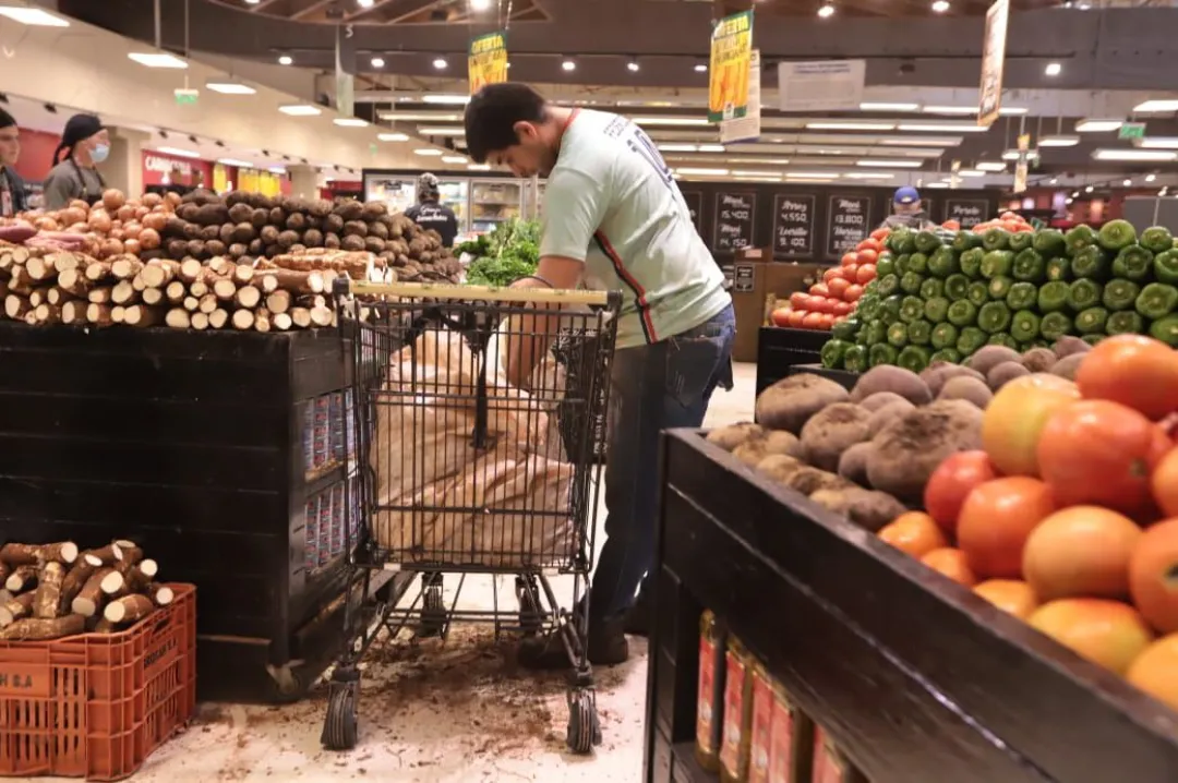 Campaña “Ahorrá Py” ofrece hasta 40% de descuento en más de 90 productos de la canasta básica
