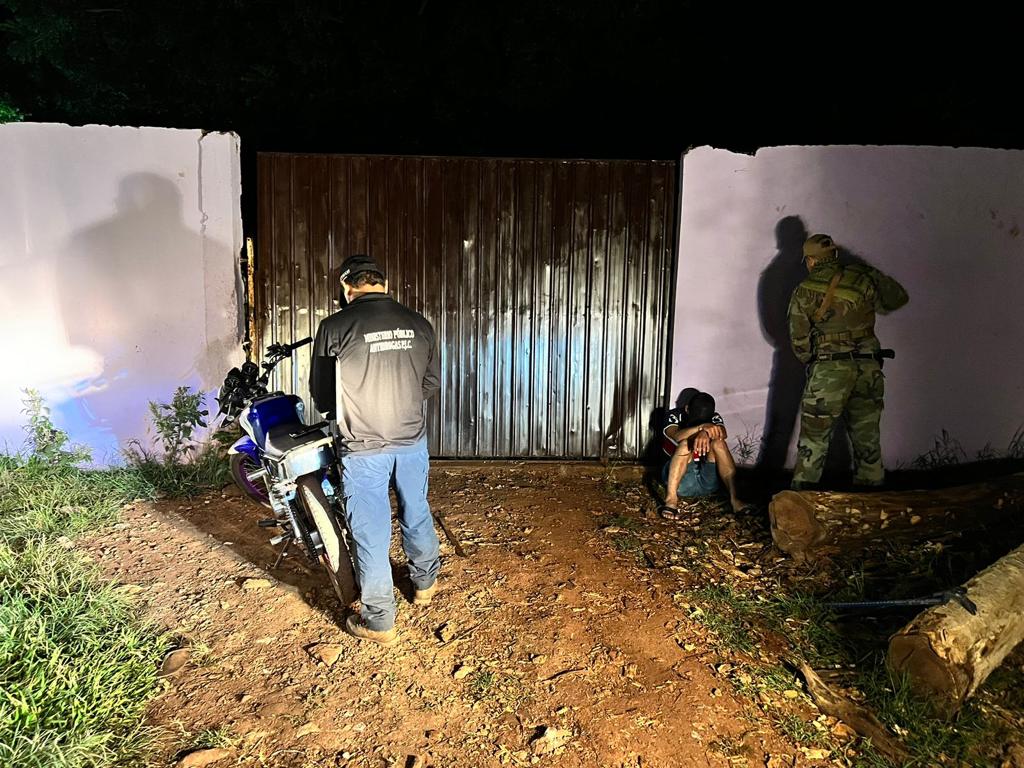 Con supuesta cocaína en su poder, motociclista fue detenido