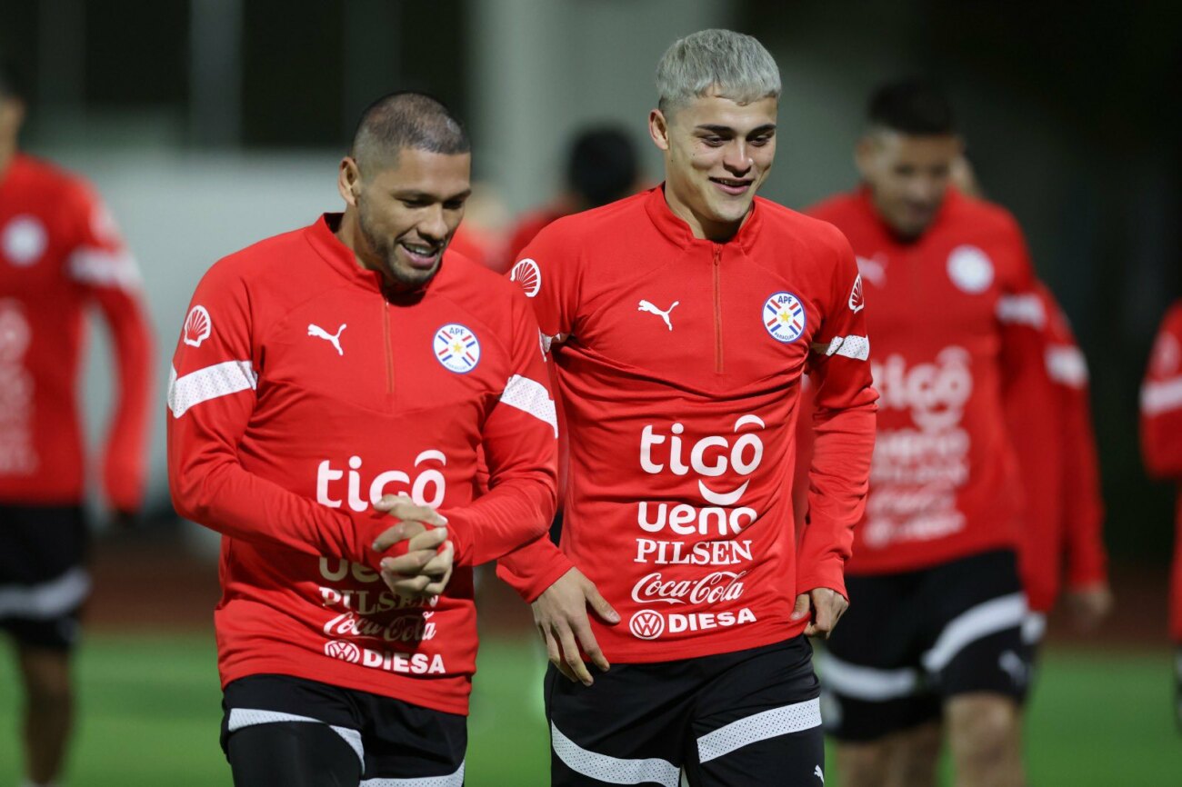 La Albirroja entrena por primera vez y arranca oficialmente el objetivo Mundial 2026