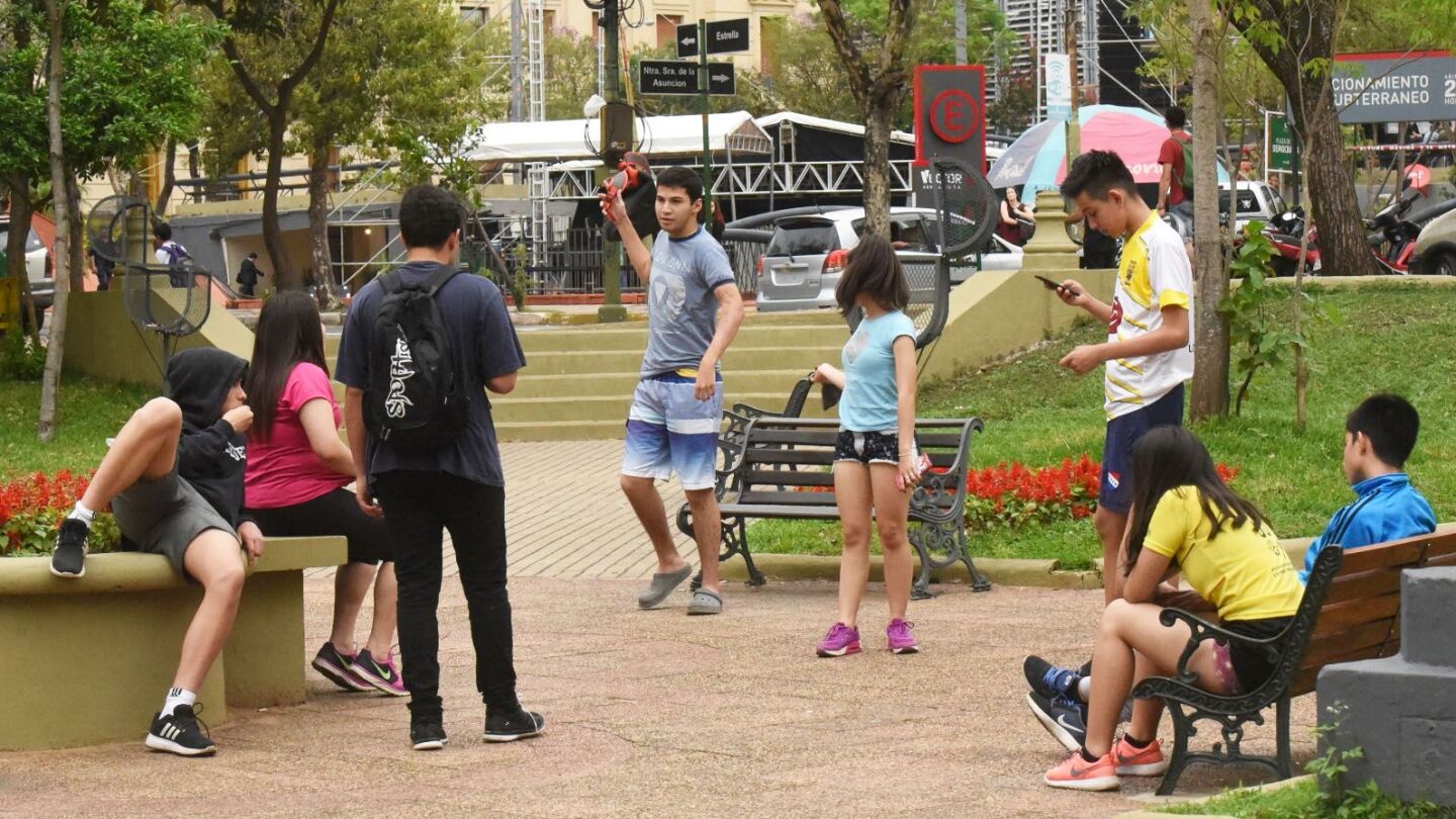 Día de la Juventud: ocho de cada diez jóvenes que terminan sus estudios no entienden lo que leen