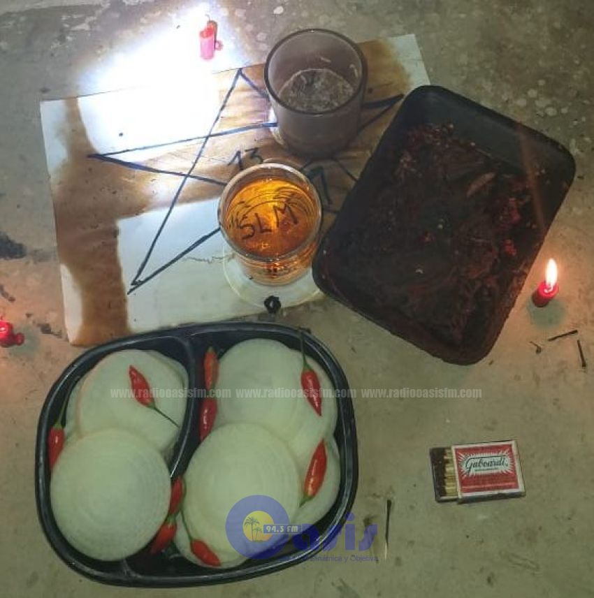 Detenidas por hacer un ritual en el cementerio