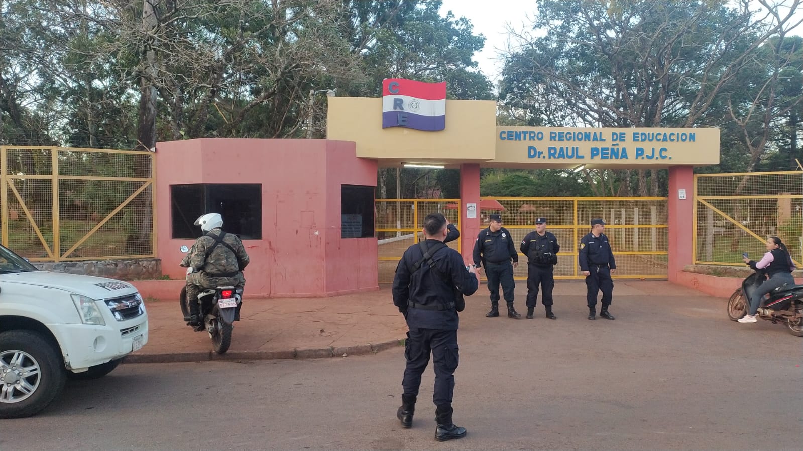 Madre denuncia supuestos maltratos de docentes del CRE a alumnos