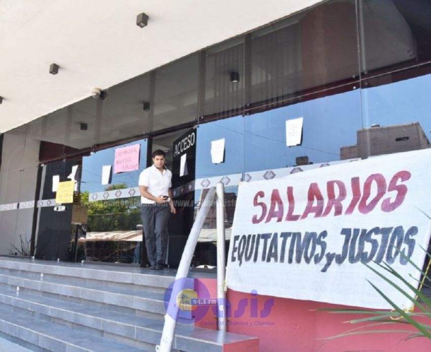 Funcionarios del Ministerio Público levantan huelga general