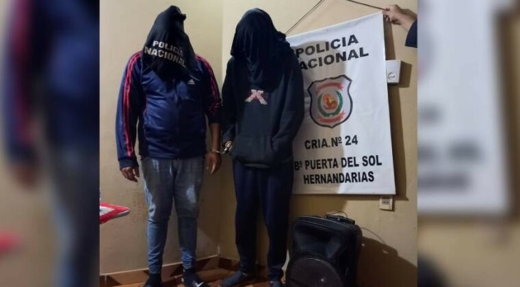 Joven roba karaoke de su padre y se lo vende al vecino: ambos quedan detenidos