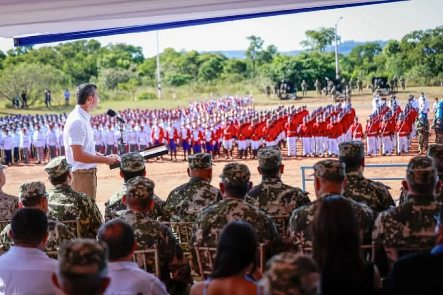 Santiago Peña rindió homenaje a los Héroes en Cerro Corá