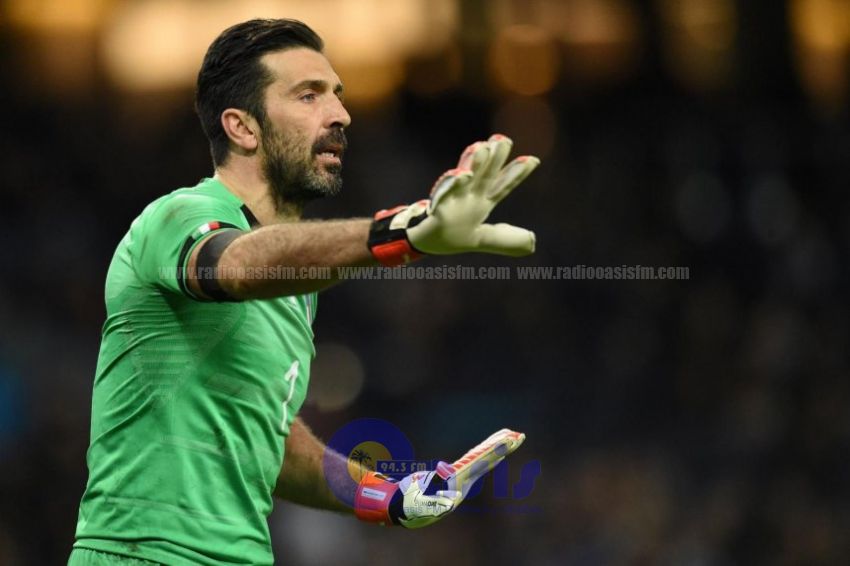 Buffon llega a París para firmar su contrato