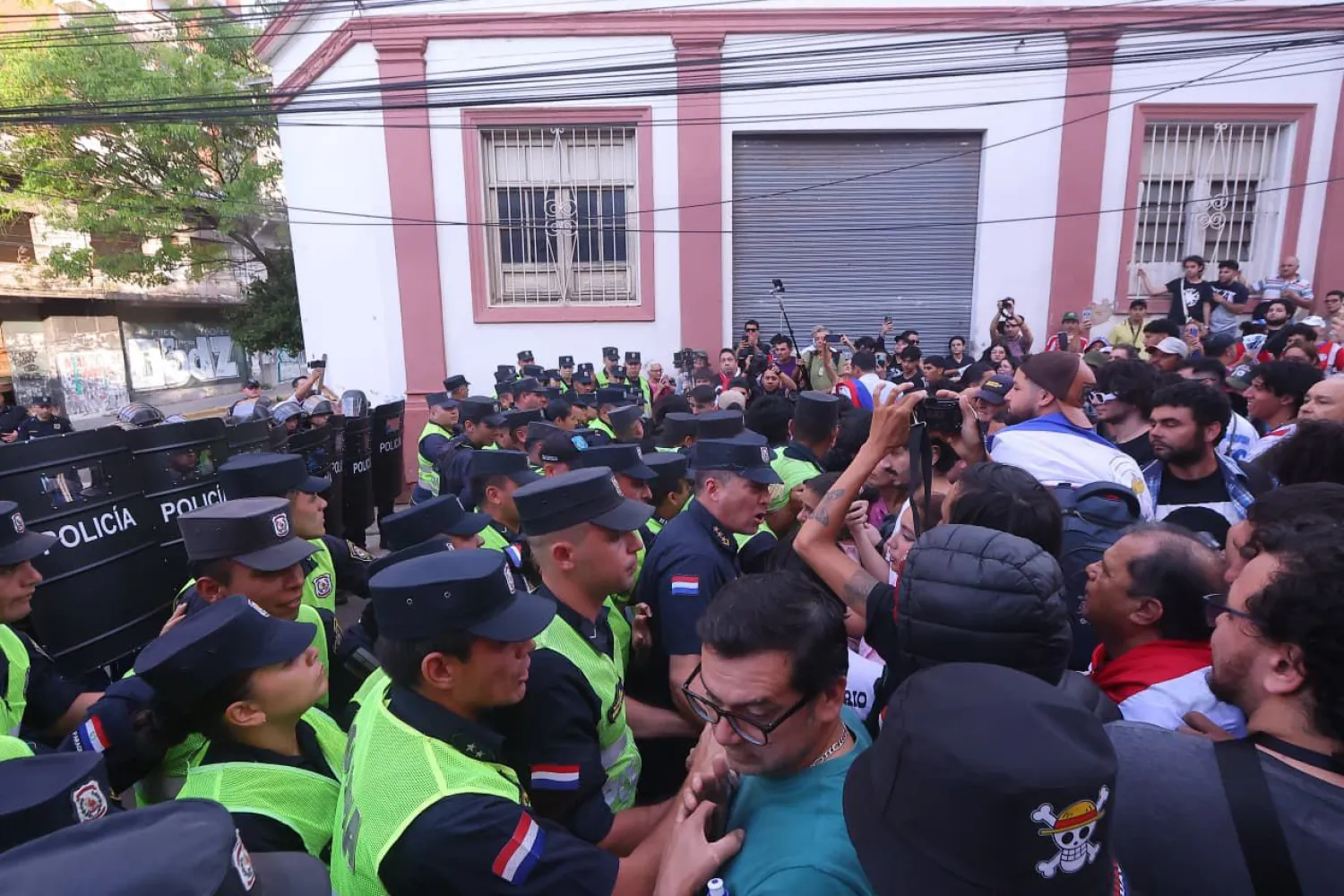 Riera ante el Senado: operativo policial fue proporcional y necesario