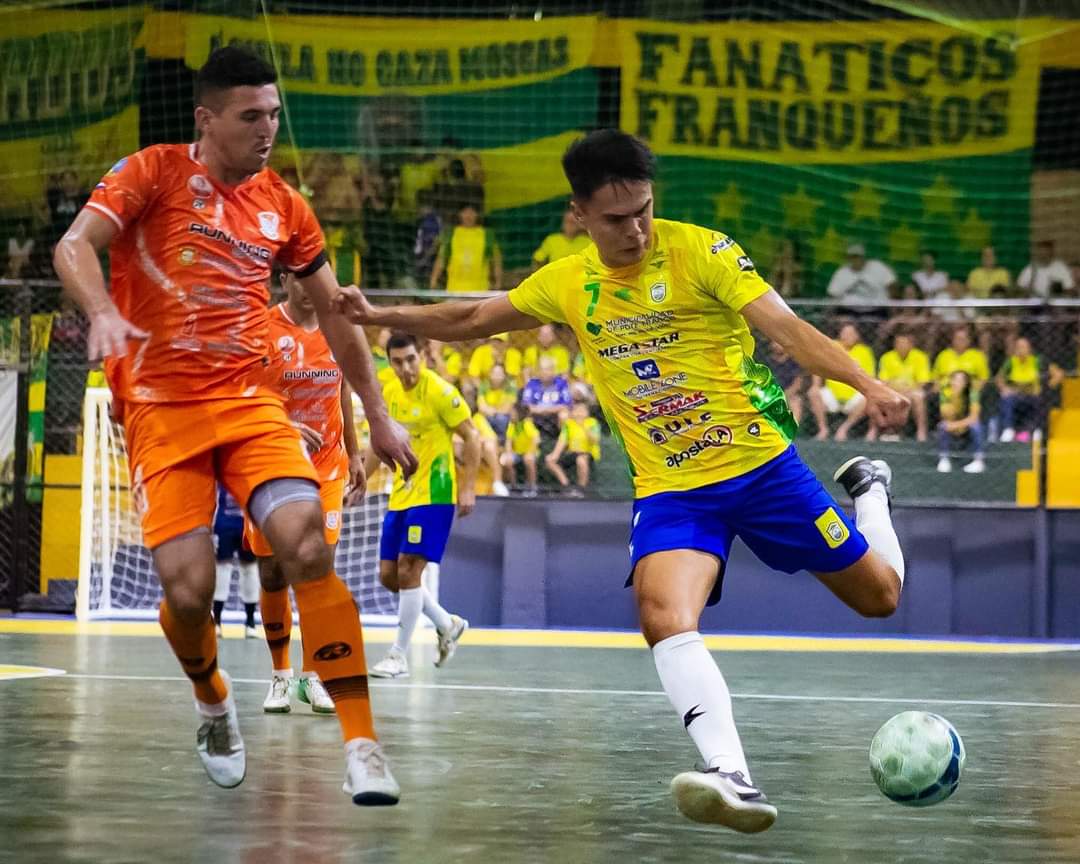 Franco se despacha contra Santa Rosa y pasa de ronda