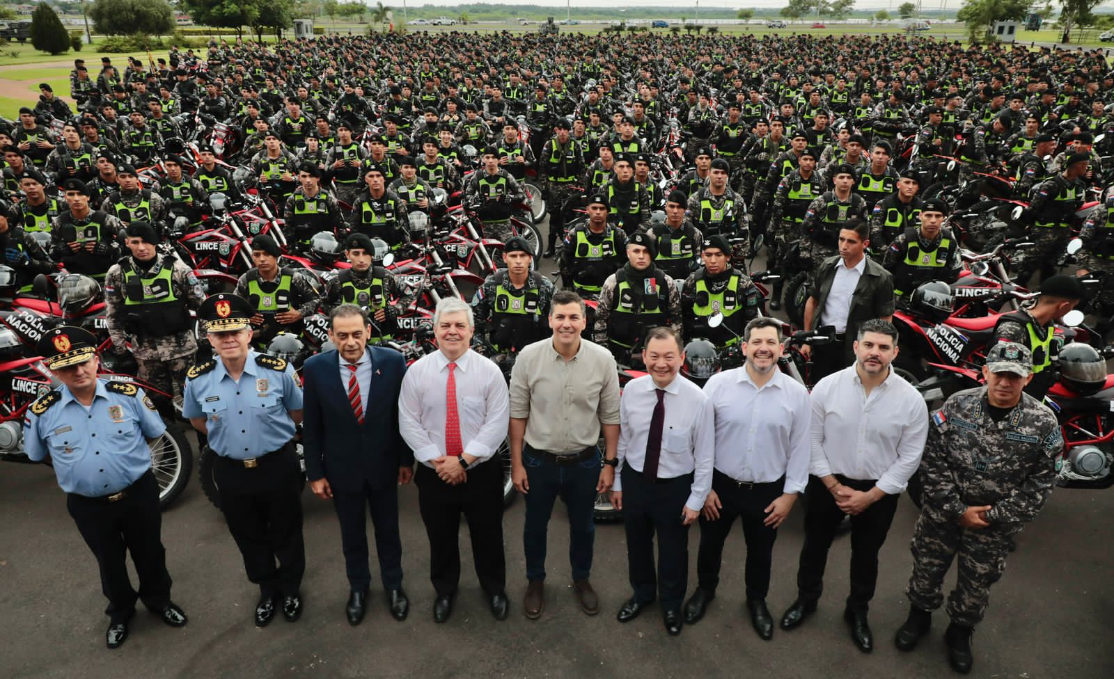 Linces reciben 600 motos donadas por Taiwán y Gobierno apunta a tener 10.000 nuevos policías