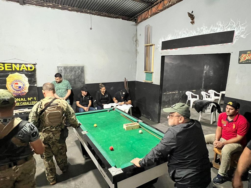 Allanamiento deja como saldo incautación de drogas y dos detenidos