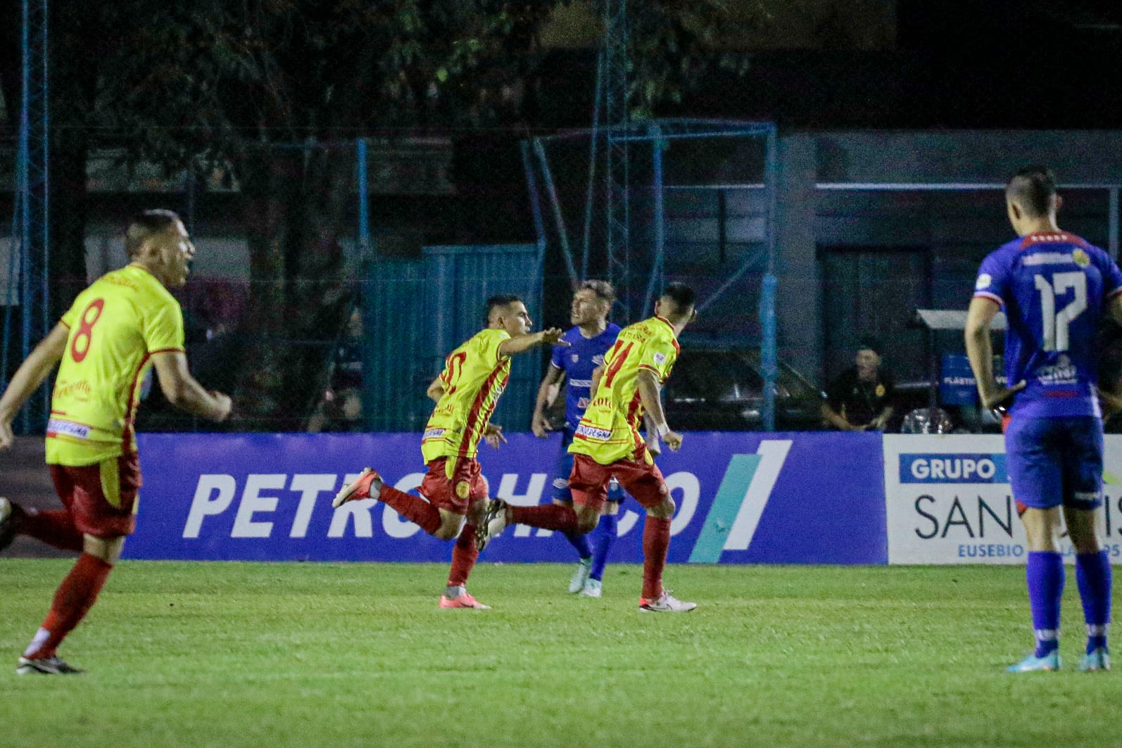 Gral. Martín Ledesma se impuso en Campo Grande y dio una mano al Gallo