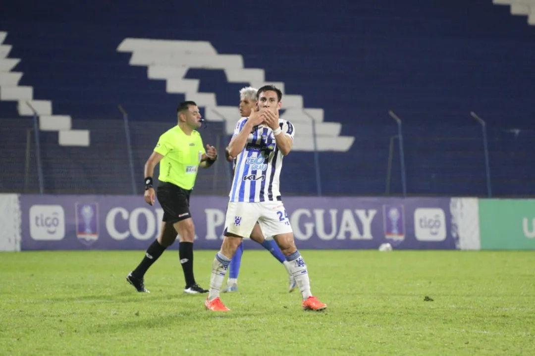 2 de Mayo remonta en tiempo de adición y avanza a octavos de la Copa Paraguay
