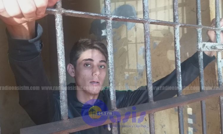 Joven entro a hurtar en una casa y fue detenido por la policía en Pedro Juan