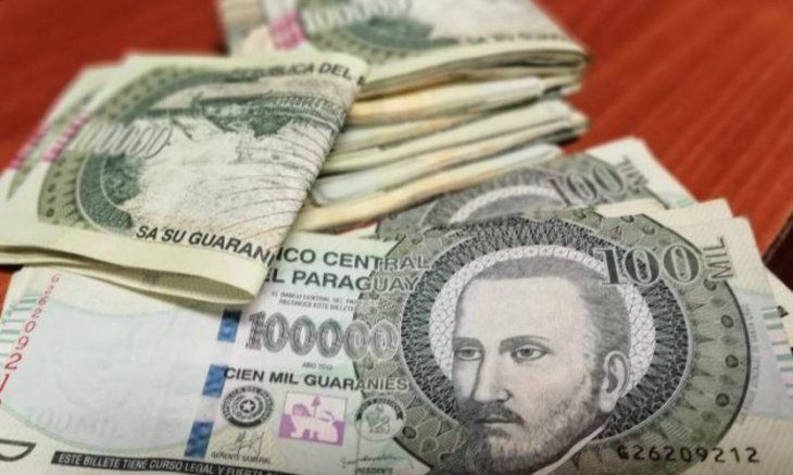 Salario mínimo: suba tendrá impacto positivo en el consumo, asegura economista