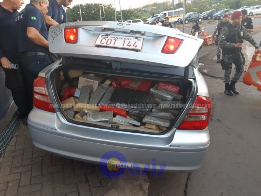 Queda detenido con droga tras intentar huir por Puente de la Amistad