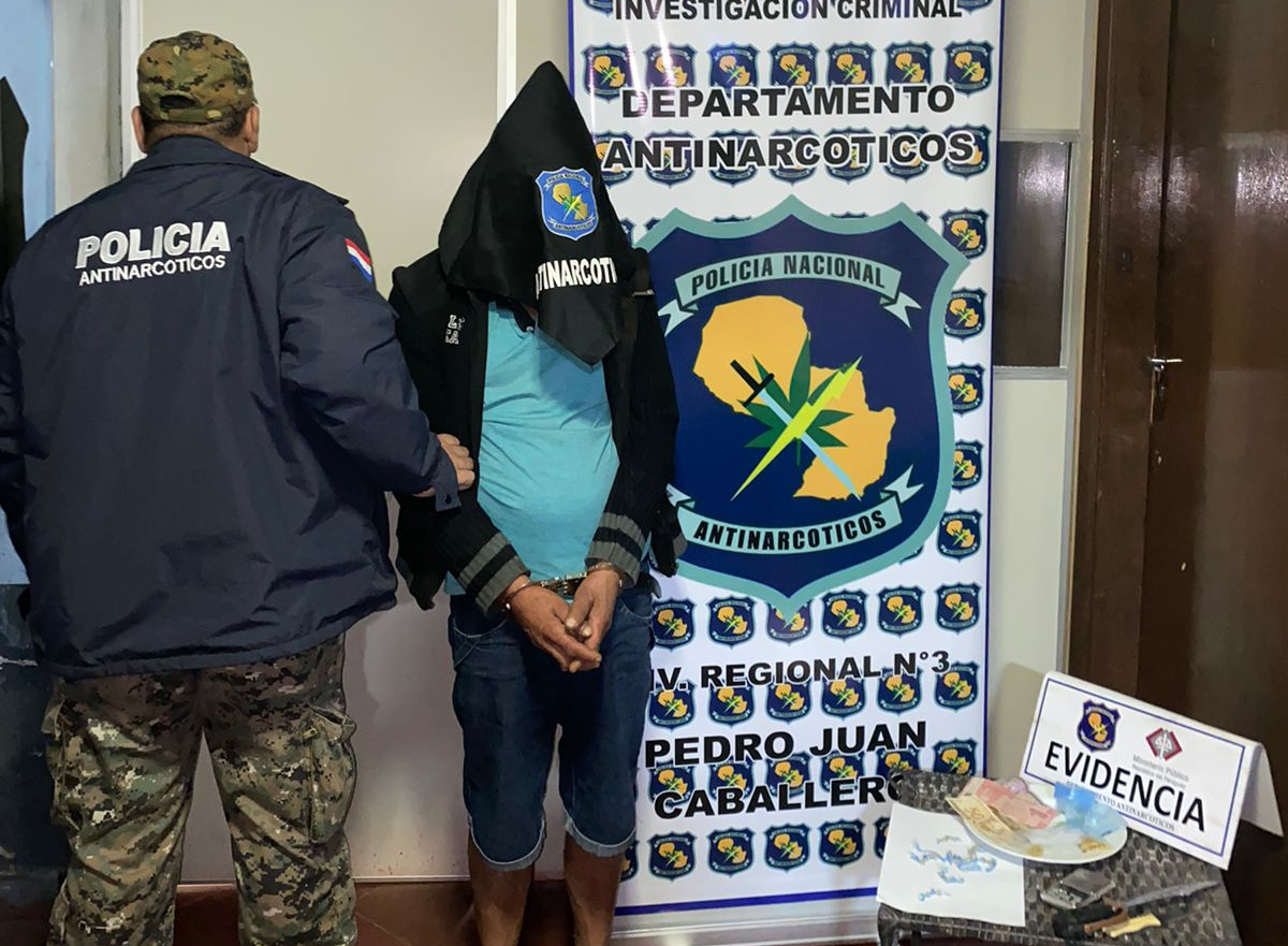 Boca de fumo allanada por antinarcóticos dejó como saldo la detención de un hombre