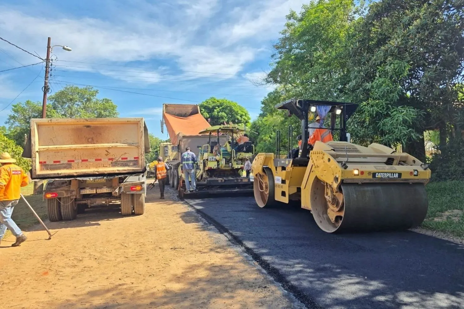 Coronel Martínez inicia obras de asfaltado para mejorar la conectividad urbana