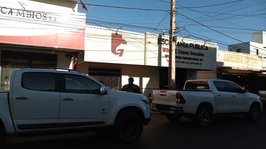 Allanan escribanía en PJC e incautan documentos clave en el caso de los Gomes
