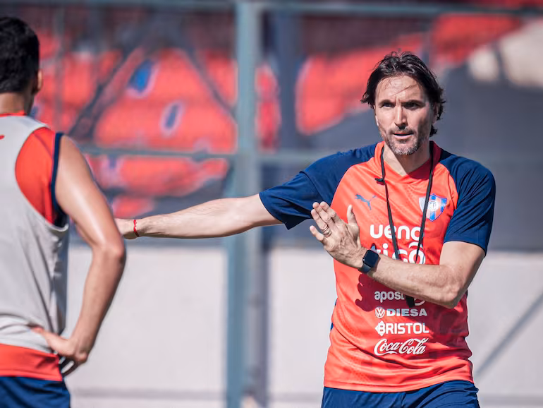 Con suplentes Cerro va por el pase a la tercera fase de la Libertadores