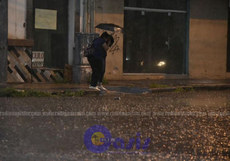 Anuncian un fin de semana caluroso pero con tormentas