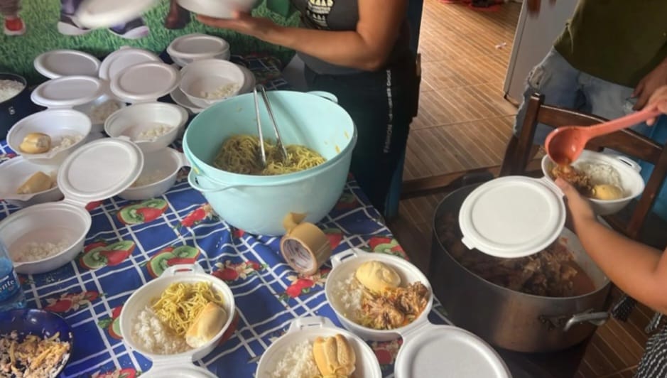 Entre alimentos y regalos reclusos de Pedro Juan despiden el año