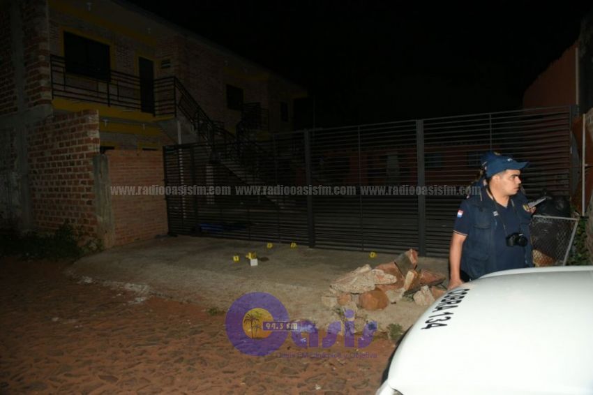 Asesinan a un joven en plena calle