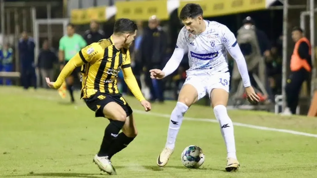 2 de Mayo recibe a Guaraní en la Terraza del país