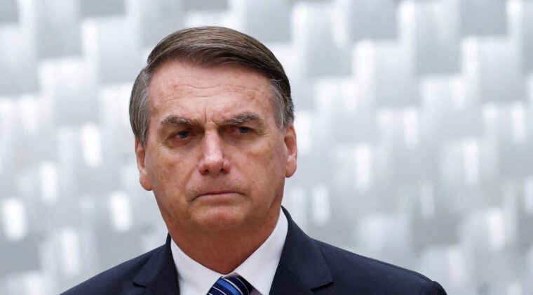 Tribunal brasileño confirma condena a Bolsonaro por asedio a periodistas