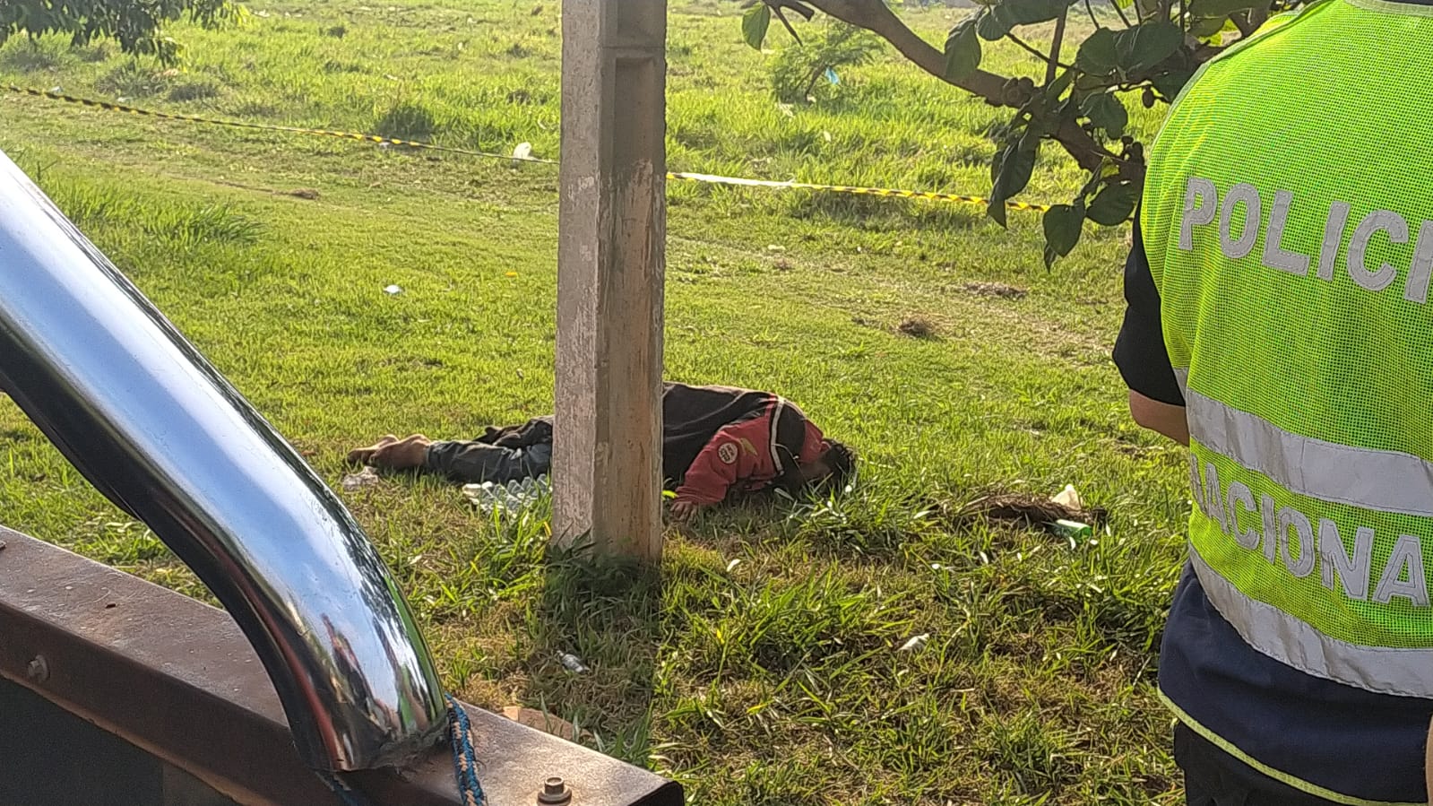 Transeúntes informaron sobre hallazgo de cadáver en un barrio de Pedro Juan Caballero