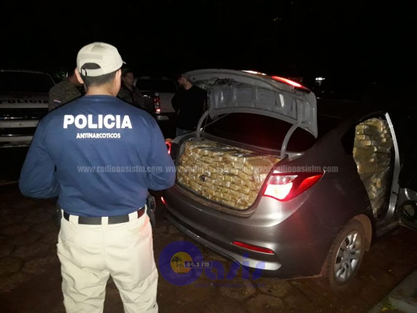 Incautan un vehículo repleto de marihuana en zona de Pedro Juan